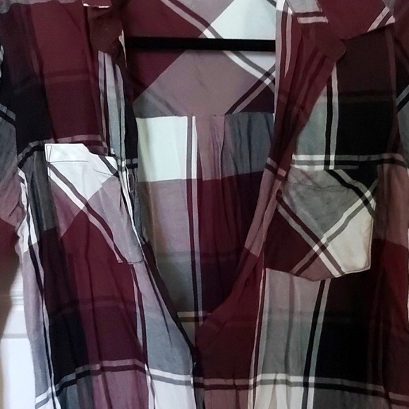 Burgundy plaid shirt - Picture 2 of 4